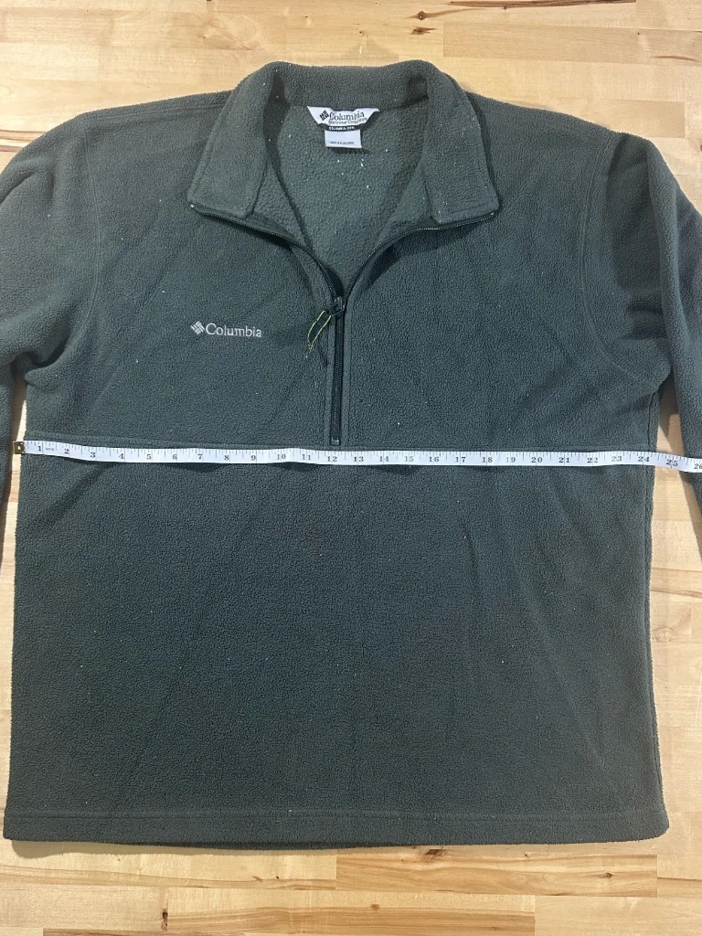 Columbia Sportswear Men's Green Sweatshirt